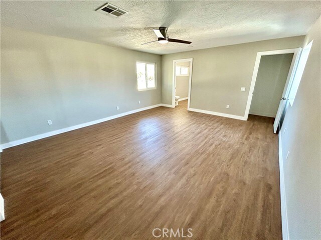 Building Photo - 6698 Mesquite Dr
