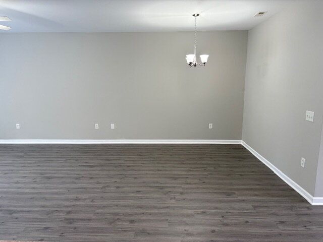 Building Photo - 140 Oak Towne Dr