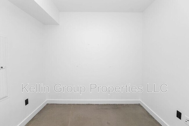 Building Photo - 111 N 12th St