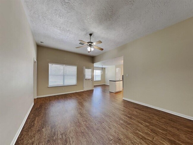 Building Photo - 4727 Comal River Loop