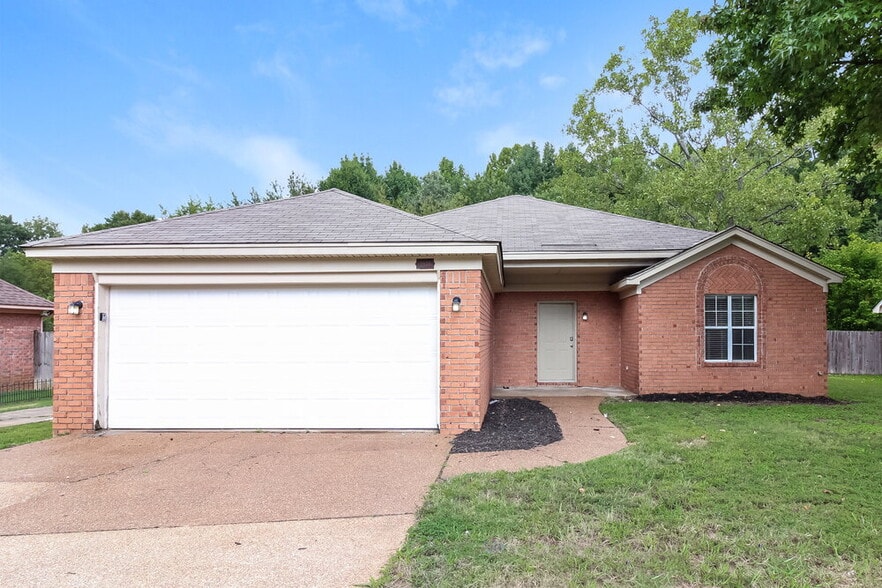 Primary Photo - 3946 Keynon Dr