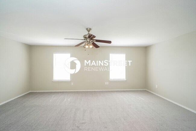Building Photo - 4 Bedroom Pet-Friendly Home in San Antonio, TX with Main Street Renewal