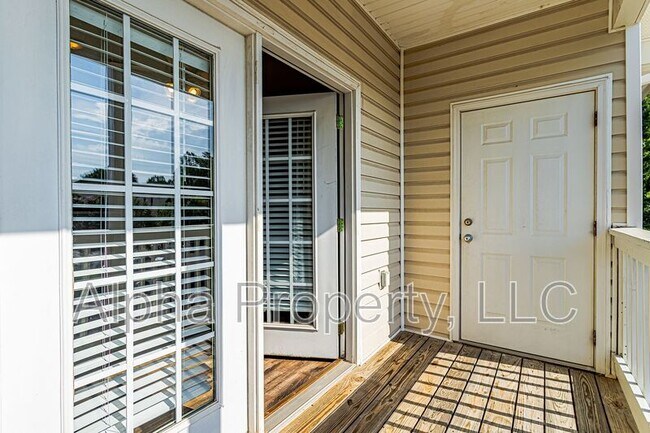 Building Photo - 531 McKenna Cir