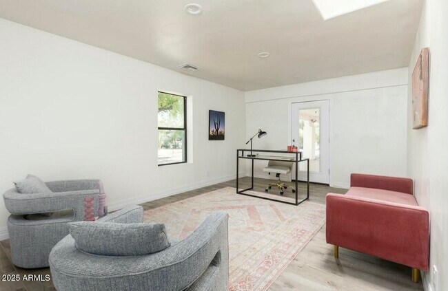 Building Photo - 11212 N Sundown Dr