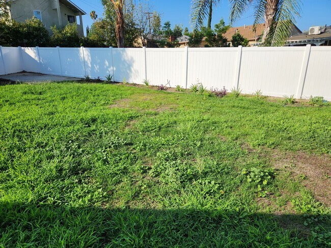 Building Photo - 17832 Rhoda St