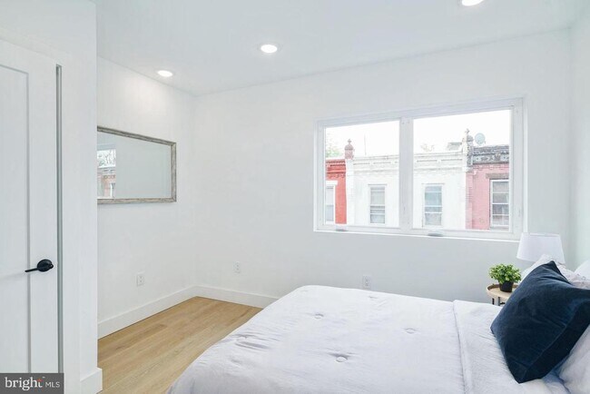 Building Photo - 3957 Wyalusing Ave