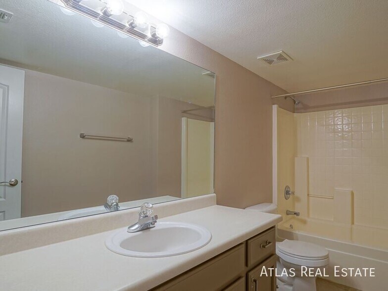 Building Photo - 7320 Allens Park Dr