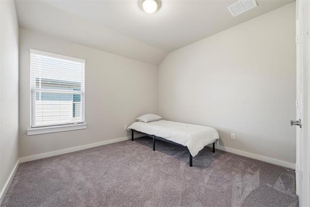 Building Photo - 2417 Mankato Dr