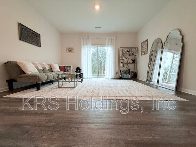 Building Photo - 4136 Trevino Dr