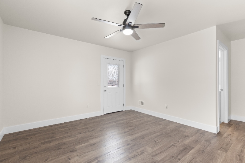 Building Photo - 818 Burr St