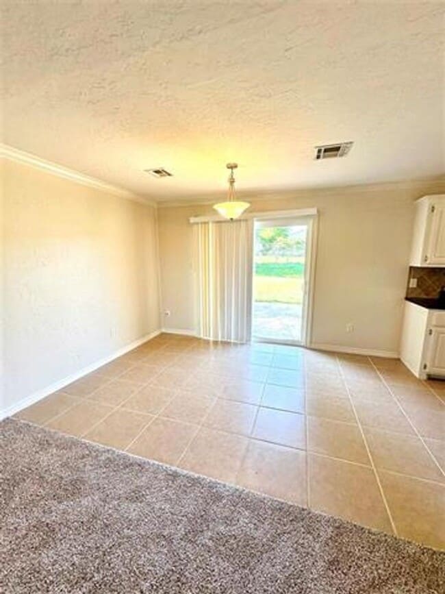 Building Photo - 4810 NW Hoover- COMING SOON!