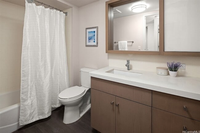 Building Photo - 7000 Hawaii Kai Dr