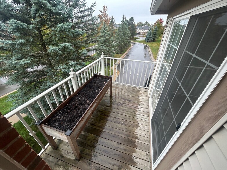 Building Photo - 3608 Oakmonte Blvd