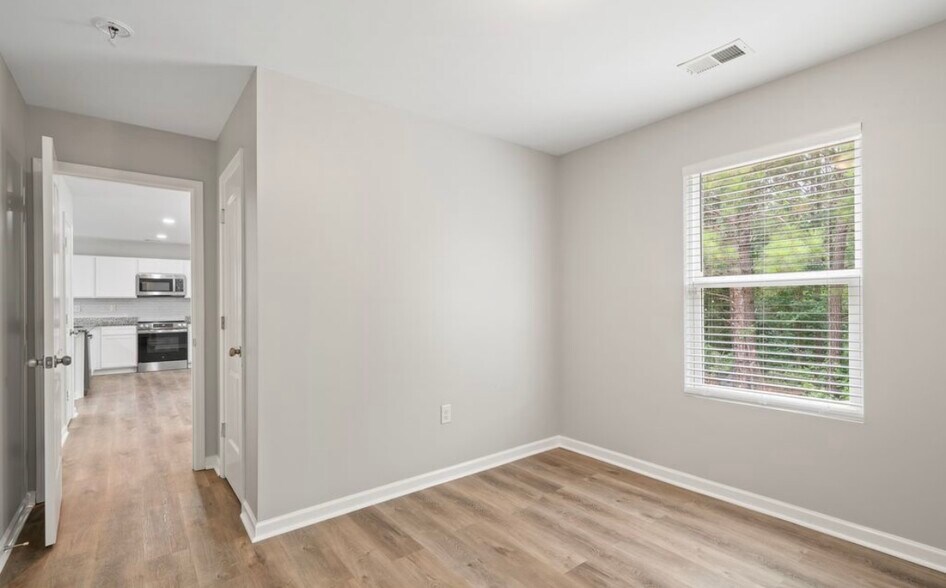 Building Photo - 509 Kinsale Ct