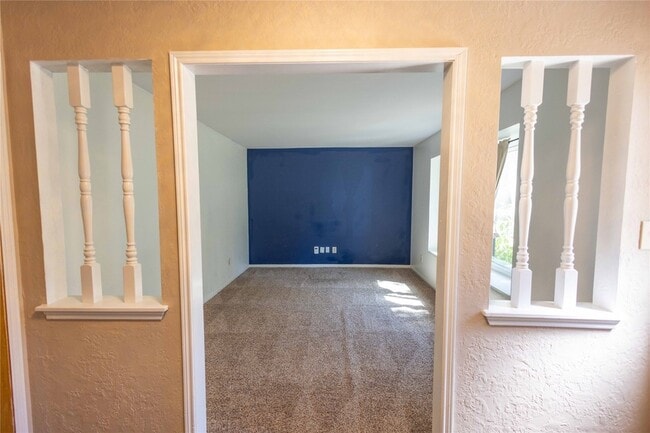 Building Photo - 27245 Kane Ln