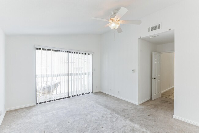 Building Photo - 45324 Driftwood Dr