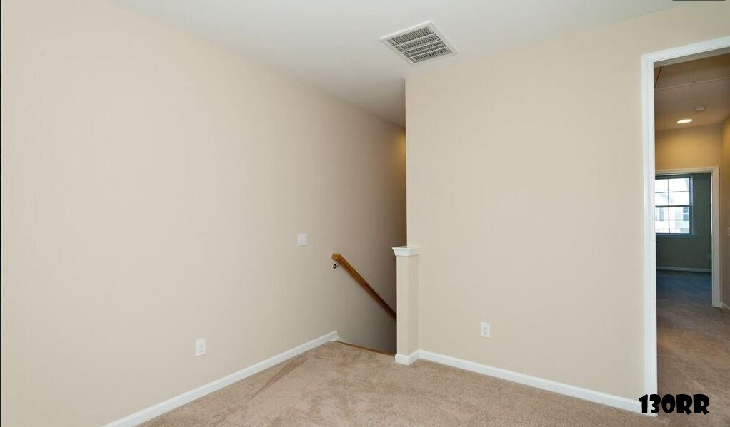 Building Photo - 130 Rubrum Dr