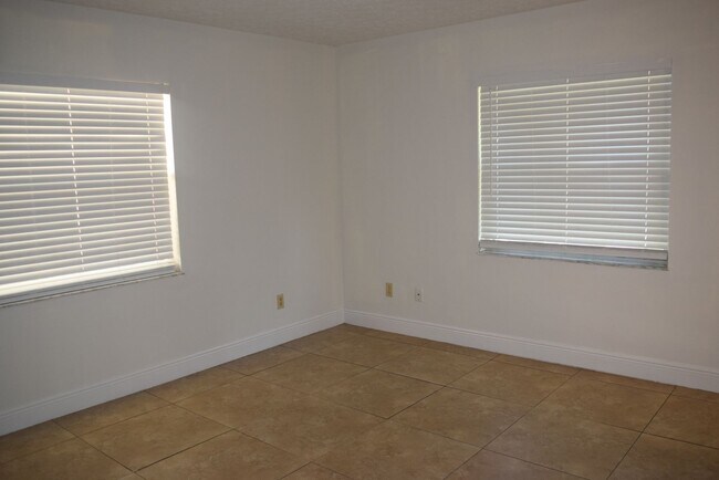 Building Photo - Fantastic Floor Plan!