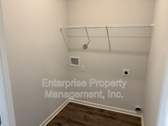 Building Photo - 85 Burr Oak Cv