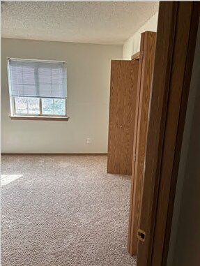 Building Photo - 2868 Coral Ct