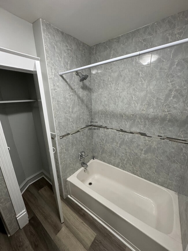 Building Photo - 1507 Alcott St