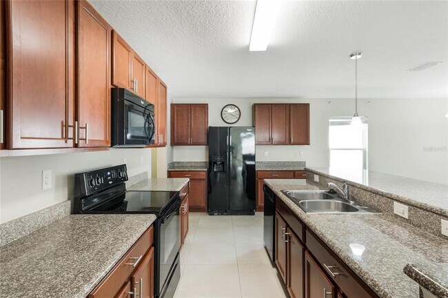 Building Photo - 4602 Harvest Row Ln