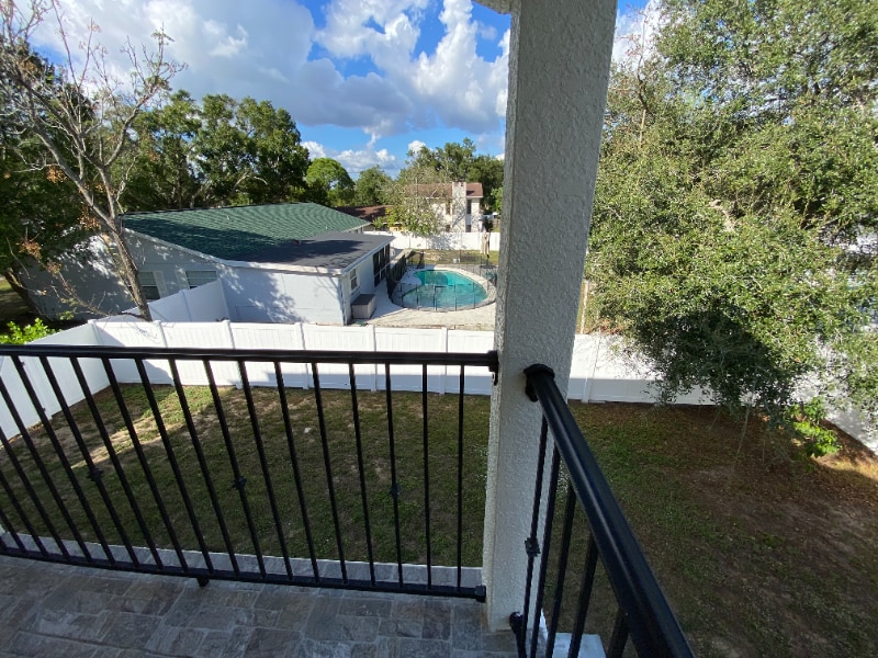 Building Photo - 1107 Seffner Valrico Rd