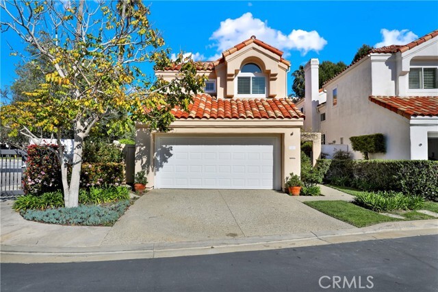 Primary Photo - 2 Cormorant Cir
