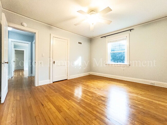 Building Photo - 309 N 23rd St