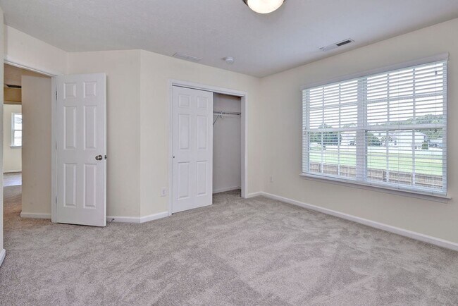 Building Photo - 4688 Yeardley Loop