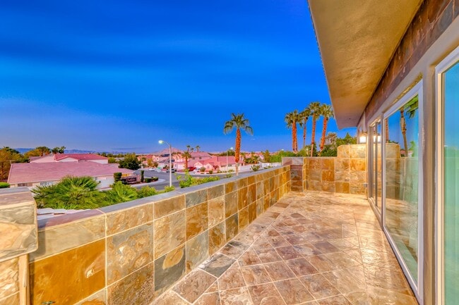 Building Photo - Stunning Green Valley, Guard Gated Communi...