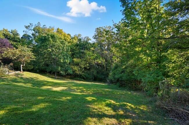 Building Photo - 3 Bedroom, 1.5 Bathroom Home in Cincinnati!