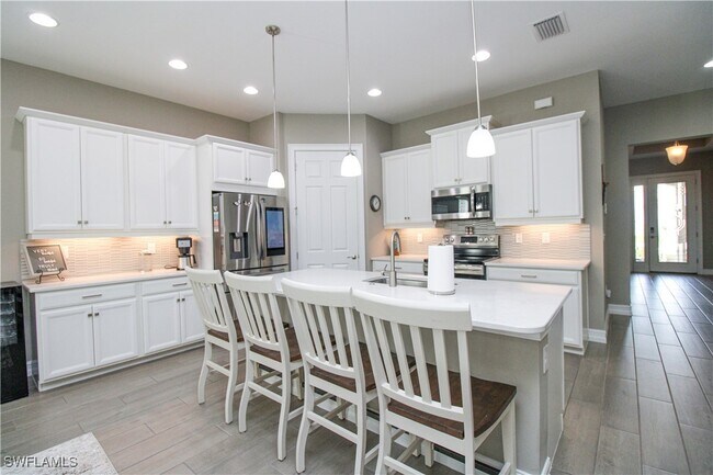 Building Photo - 14849 Windward Ln