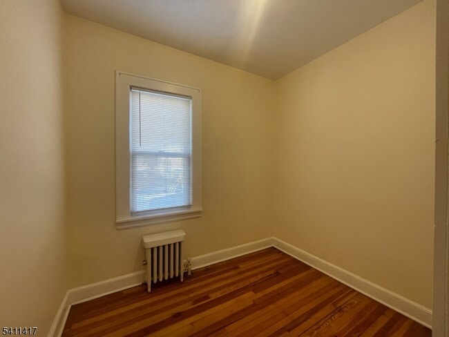 Building Photo - 139 Ray St