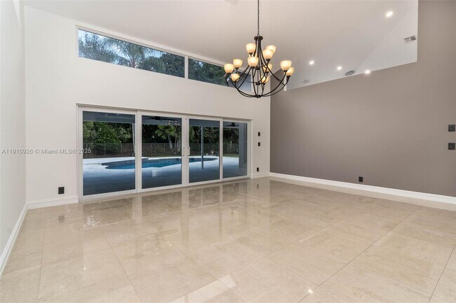 Building Photo - 1222 Manor Ct