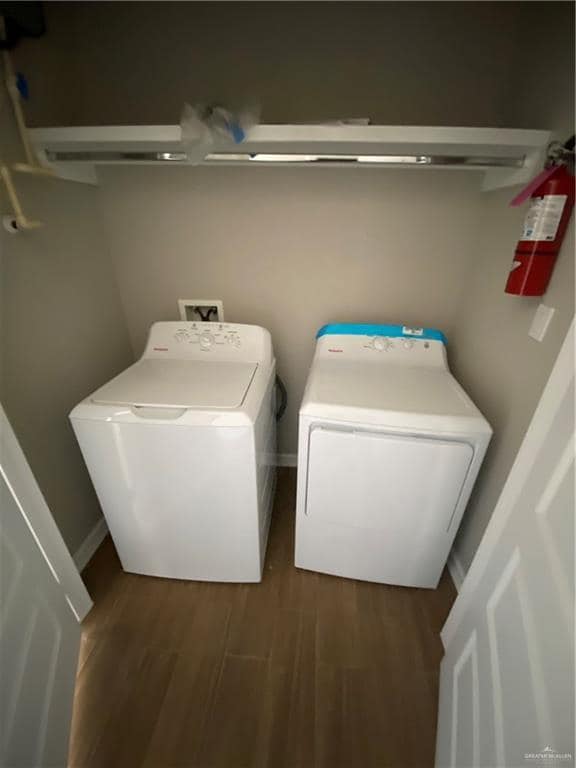 Building Photo - 9 Sparrow Rd