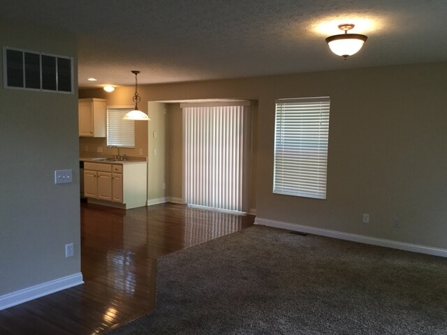 Building Photo - 3465 Winter Holly Dr