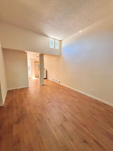 Building Photo - 14600 SE 176th St