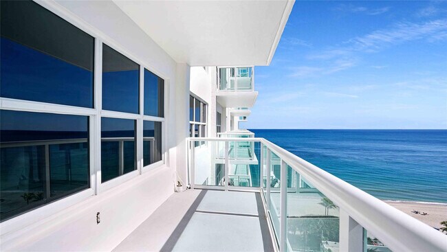 Building Photo - 3550 Galt Ocean Dr