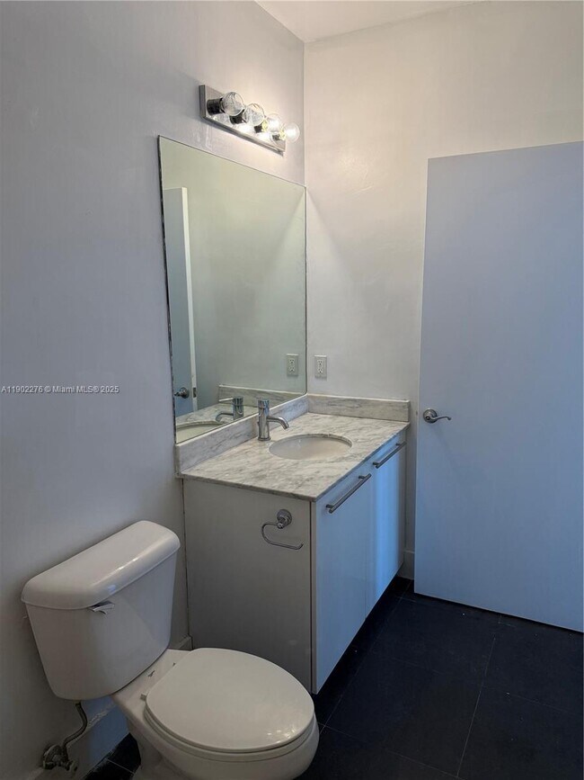 Building Photo - 888 Biscayne Blvd