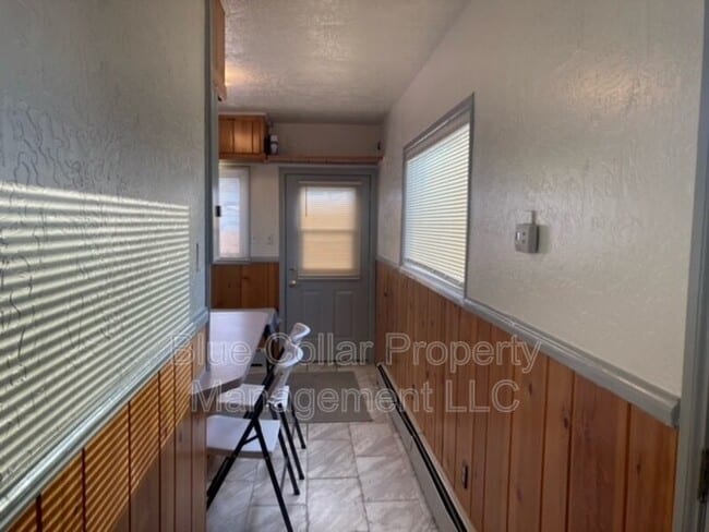 Building Photo - 311 Adams St