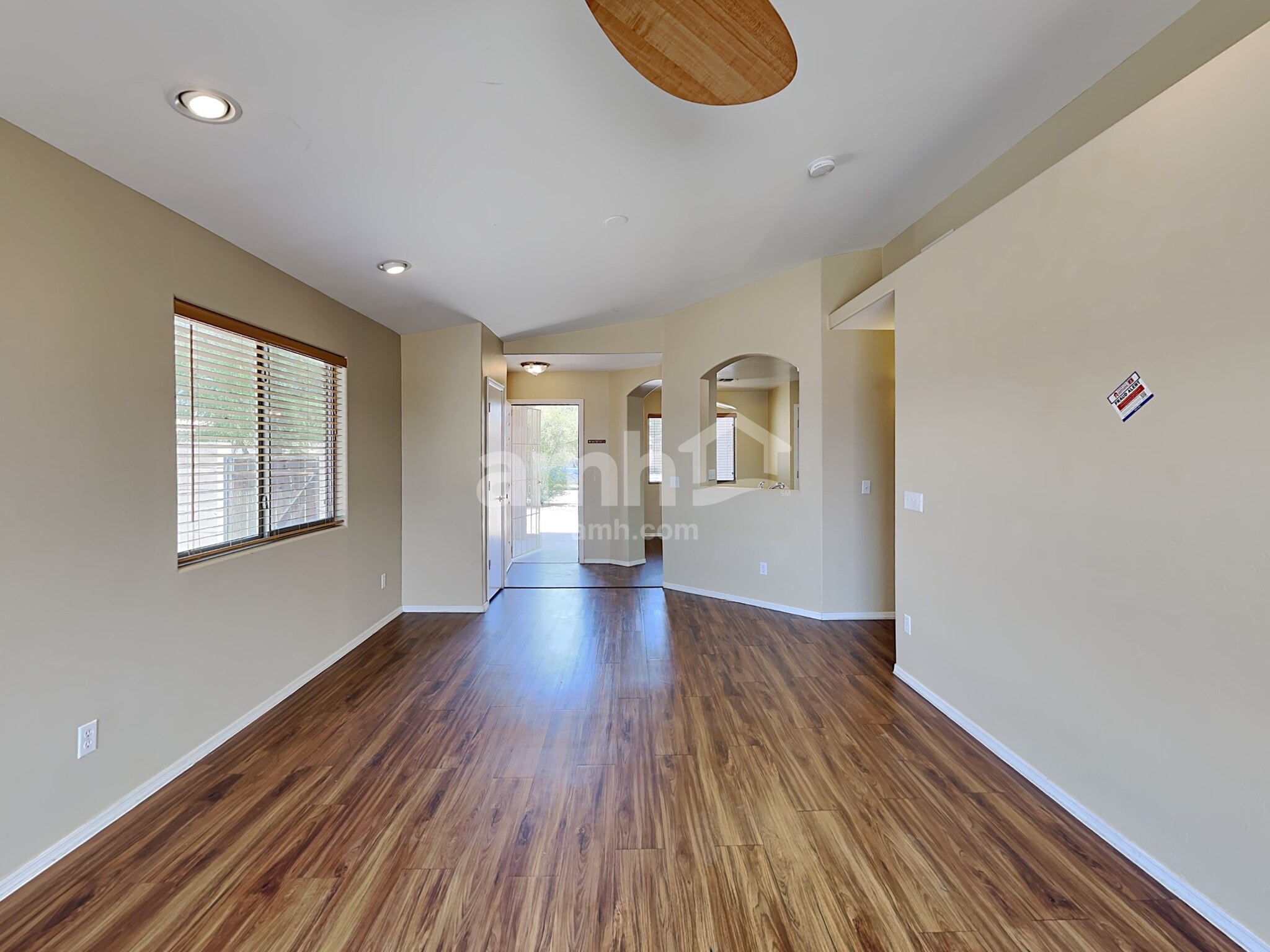 Building Photo - 5556 S Desert Redbud Dr