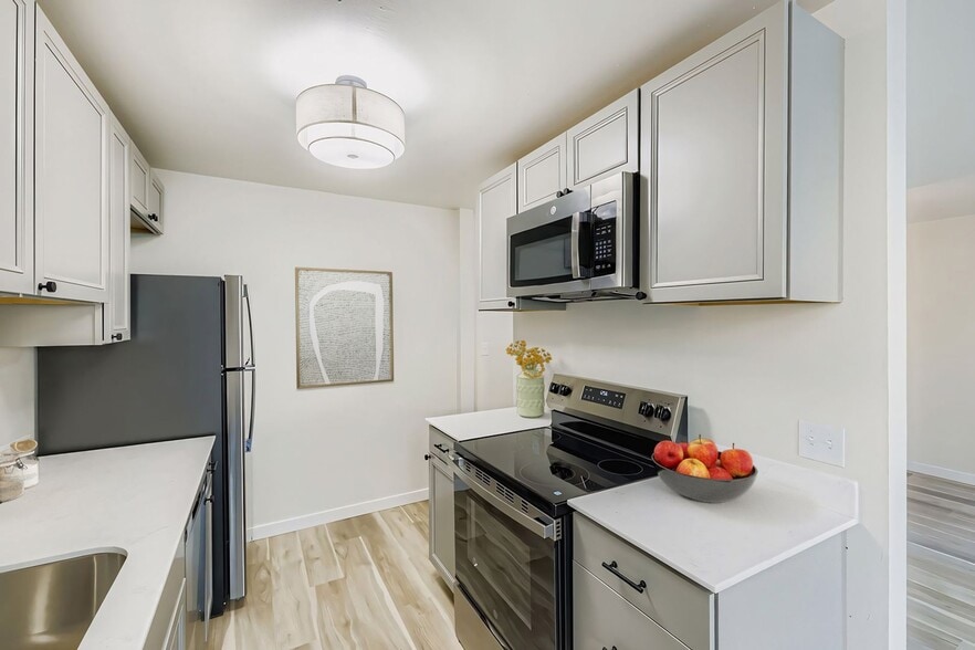 Interior Photo - Beautifully Renovated 1 & 2 Bedroom Apartments in Lynnwood!