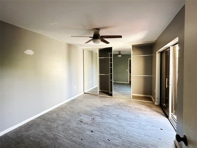 Building Photo - 1700 Embassy Dr