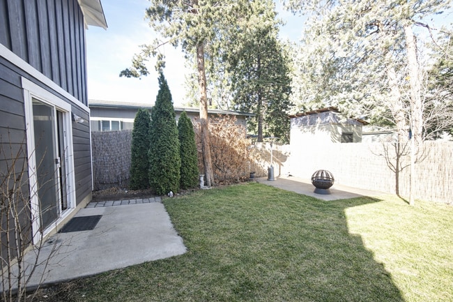 Building Photo - Updated 2x1 house with fully fenced backyard near the Old MiIl