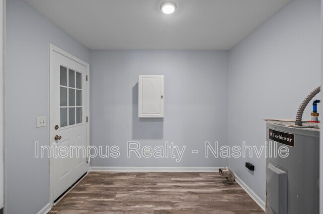 Building Photo - 804 Norwalk Dr