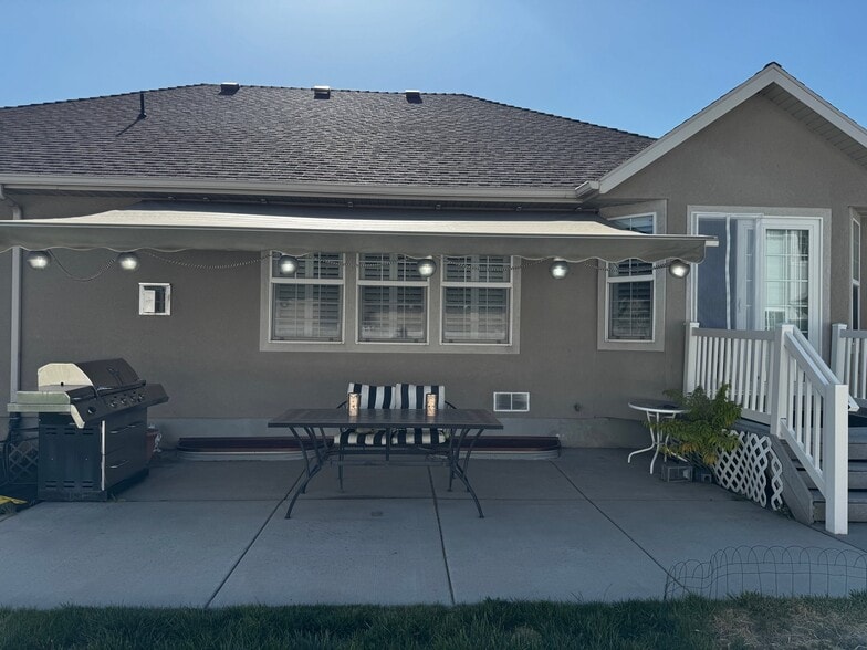 Building Photo - 4281 3630 W