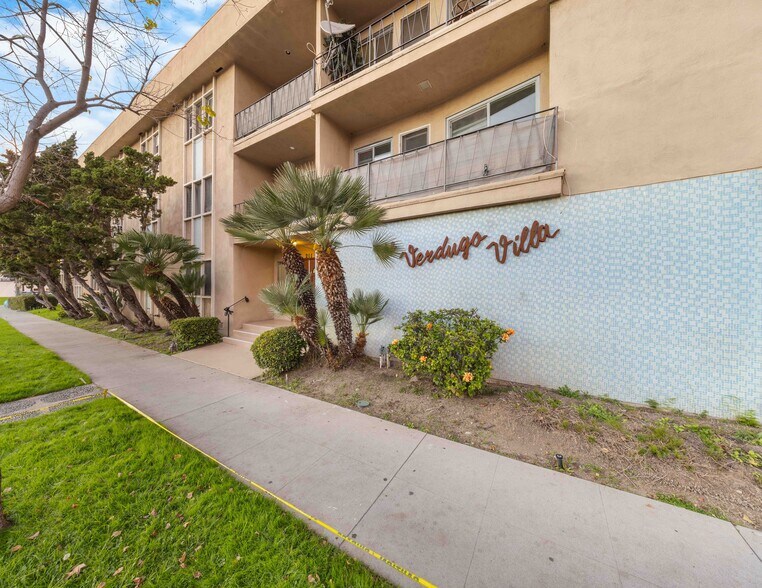 Building Photo - 211 E California Ave