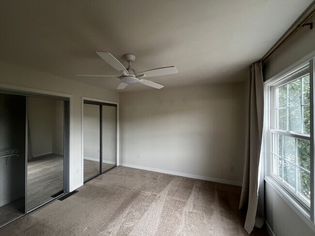 Building Photo - 846 Tremont St