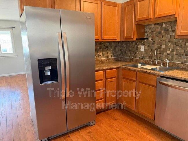 Building Photo - 5243 Ville Maria Ln